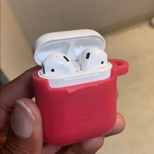 AirPods